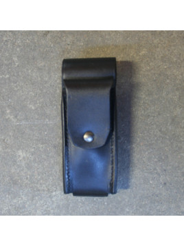 Porte mousqueton sur cuir noir gendarmerie