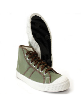 Chaussures en toile Draft